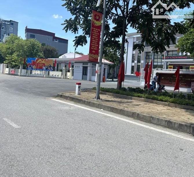 Bán đất , kim chung , đông anh 80m2 x MT4.5m phân lô ô tô tránh 2 mặt ngõ