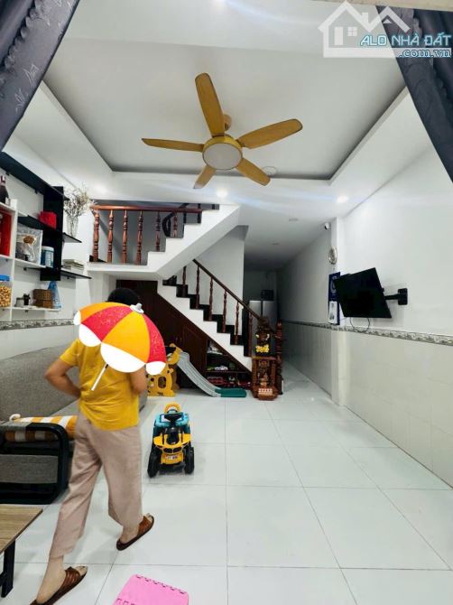 Nhà 2 tầng đường THẠNH LỘC 15 phường Thạnh Lộc, Quận 12 DT 36,6m2 (4mx10m) hẻm 5m💰3,35Tỷ
