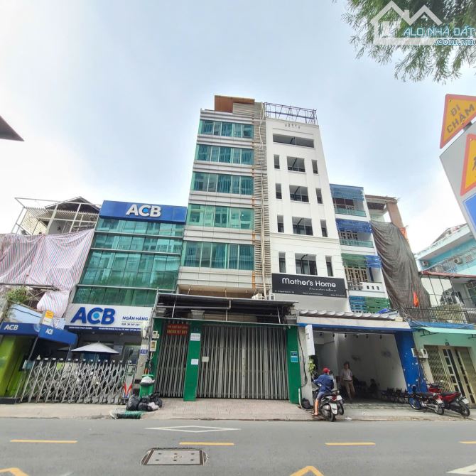 Toà nhà 8 Tầng - Ngay Bến Vân Đồn, Q.4 - DT: 6,5m x 24m - Giá: 44 Tỷ - HĐT: 90tr/Tháng