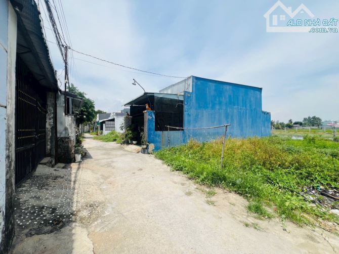 bán gấp 90m2 đất thổ 1 sẹc đường gò hưu 1tỷ 250tr sổ hồng