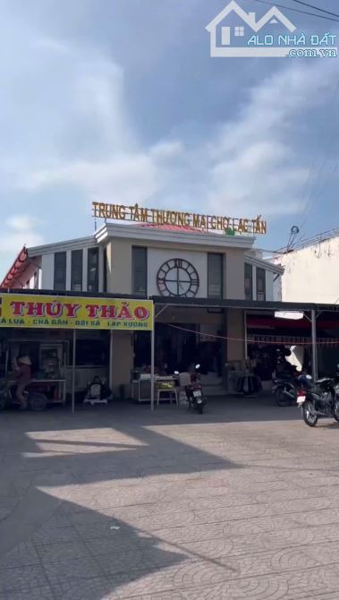 Bán 2 mảnh đất giá tốt full thổ cư ở Tỉnh Long An