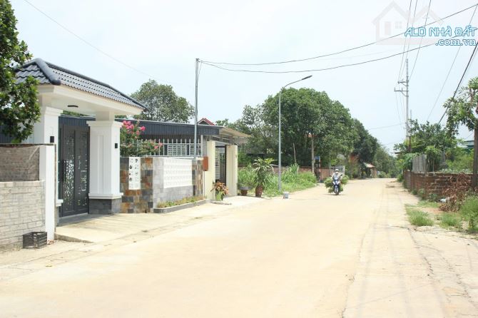 100m2 đất siêu đẹp gần QL21 mở rộng và CNC và FPT Hoà Lạc