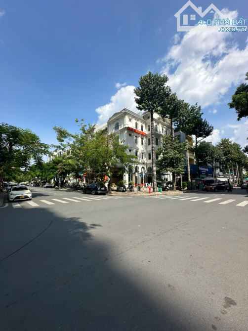Cặp đất Hưng Gia 4 đường Phan Khiêm Ích GPXD hầm trệt 4 lầu sân thượng 79 tỷ