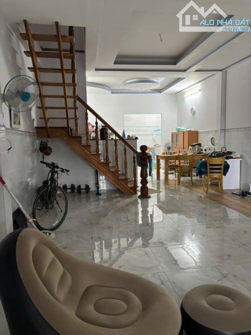 BÁN NHÀ HẺM XE TẢI, SÁT MẶT TIỀN GẦN Đ. LINH ĐÔNG, 2 TẦNG 5X20 CHỈ 8,05 TỶ.