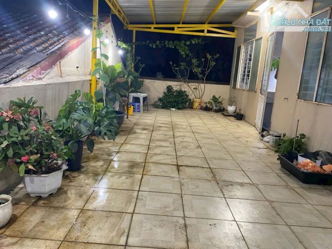 HÀNG HIẾM- NHÀ 3 TẦNG DT KHỦNG 105M- NỞ HẬU ĐINH TIÊN HOÀNG HẢI CHÂU