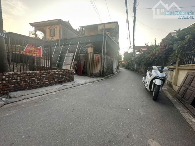 Chính chủ cần tiền muống nhượng lại mảnh đất hai mặt thoáng mặt đường Khoan Tế, Đá Tốn