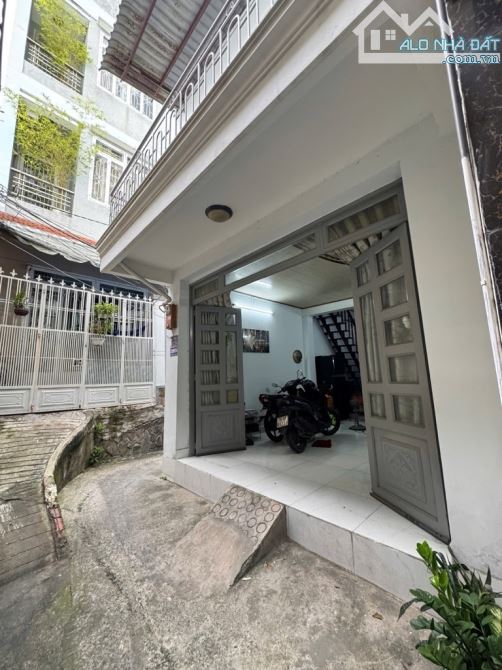 Đường Lâm Văn Bền P. Tân Kiểng q7 32m2 chỉ nhĩnh 3 Đồng