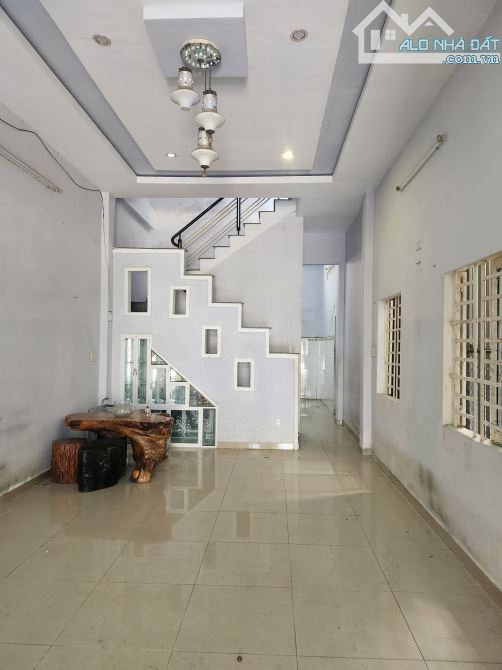 📌📌📌Làm việc trực tiếp!!! 🏠 Bán nhà 3 tầng đường Mộc Bài 7  - Dt : 90m. Hướng Tây Bắc