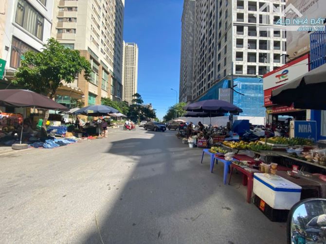 Chủ F0 cần bán gấp đất 50m2 La Khê, Hà Đông, vỉa hè 3m, giá chỉ 12 tỷ 8