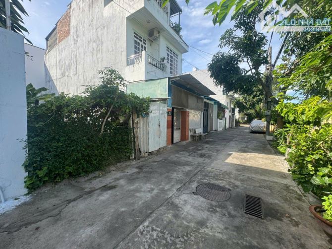 bán đất đường Sử Huy Nhan, ngang 6m. Cách chợ Ba Làng 100m. Cách Hòn Chồng 1km