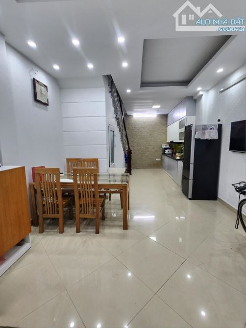 BÁN NHÀ TRUNG TÂM ĐỐNG ĐA – PHỐ XÃ ĐÀN – 55M² – 5 TẦNG – 4 NGỦ – GIÁ 7,65 TỶ
