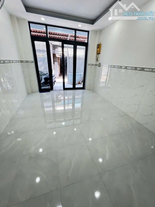 BÁN GẤP TRONG TUẦN - BÙI THỊ XUÂN - 4M X 10M - 2 TẦNG - 4.9 TỶ