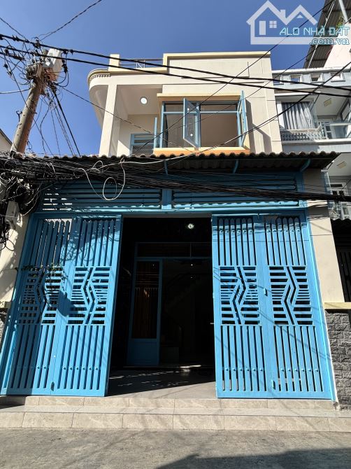Bán gấp nhà 2 mặt hẻm ô tô Âu Dương Lân, Quận 8, 3PN, nhà mới, giá chỉ 5.x tỷ