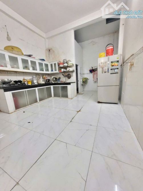 🌺 Nhà 3 tầng đường THẠNH XUÂN 21 phường Thạnh Xuân Quận 12, dt 80m2 (4mx20m) Hẻm ô tô,