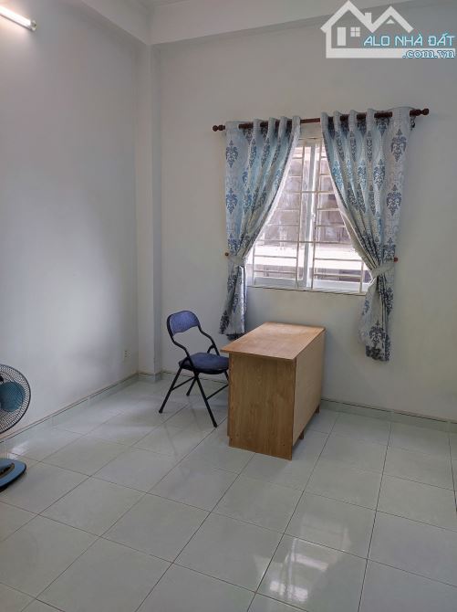 Phòng trọ đường Lý Thường Kiệt Q10, đối diện SVĐ Phú Thọ