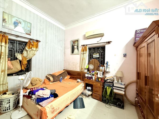 Bán nhà Văn Hội, Bắc Từ Liêm, 106m2, 3 tầng, mặt tiền 4m, giá 12 tỷ