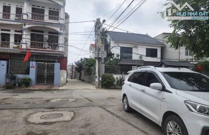 Bán đất Mai Lâm,Đông Anh,43m2,4 tỉ, gần hồ điều hoà, ô tô vào nhà,hàng xóm Vinhomes Cổ Loa