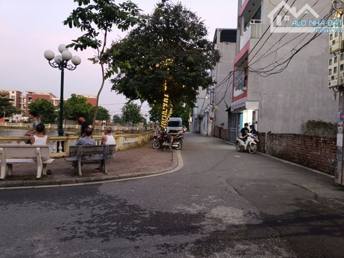BÁN GẤP LÔ ĐẤT VIEW HỒ MÁT MẺ - CÁCH CẦU  THĂNG LONG CHỈ 1.5KM
