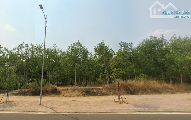 Đất thành phố Kon Tum đường 30m diện tích 3190m2