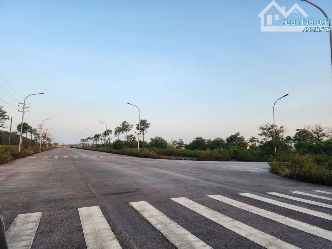 Bán lô đất Dũng Liệt dt 100m2 mt 5m hướng N giá 3.3 tỷ