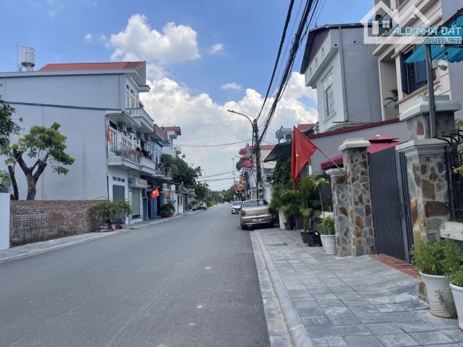 BÁN ĐẤT ĐẸP KÍNH NỖ - Ô TÔ TẢI VÀO - ĐƯỜNG THÔNG TỨ TUNG - 30M RA Ô TÔ TRÁNH – KINH DOANH