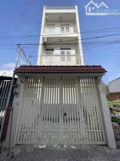 GẤP BÁN NHÀ 4 tầng linh trung thủ Đức-HXH NHỈNH 5.X ĐỒNG