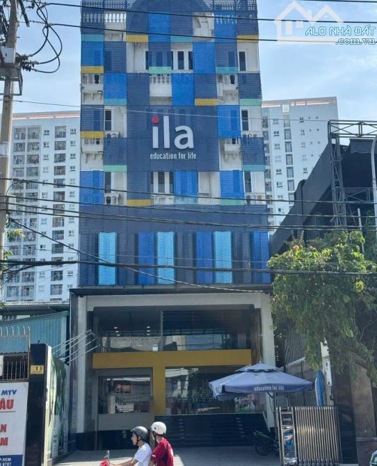 Cho thuê toà nhà số 133 135 Phan Văn Hớn Q.12