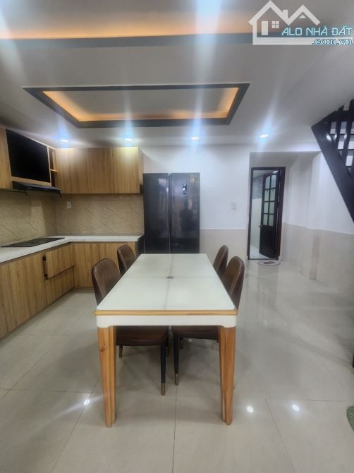 Bán nhà kiệt Hùng Vương, Đà Nẵng - 70m2 nhà 2 tầng đầy đủ nội thất