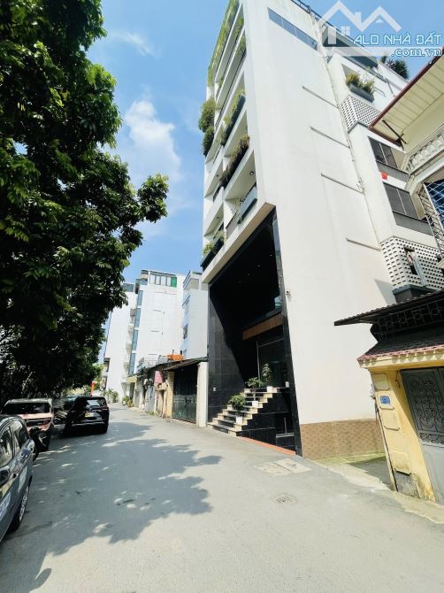 NHÀ MẶT PHỐ LÔ GÓC 27 TỶ 100m 5 TẦNG MT 5,2m Ô TÔ TRÁNH KINH DOANH XUÂN ĐỈNH BẮC TỪ LIÊM
