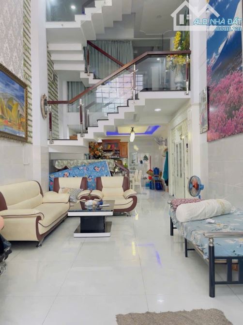 NHÀ MỚI, NỞ HẬU, SỔ ĐẸP - HẺM 6m KHU TRƯỜNG SƠN - 88m2 (4x22), 4TẦNG - 16.x TỶ