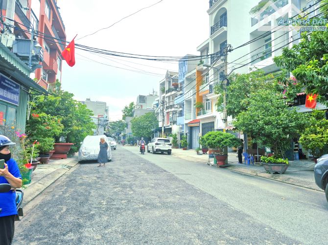 Quang Trung, Hẻm xe tải cách 5m, 148m2, Ngang 6m, thu 25tr/th - 8.7 Tỷ