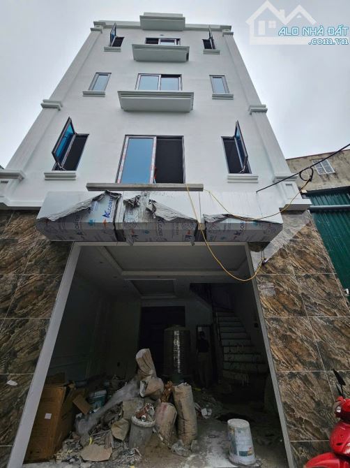NHÀ ĐẸP ĐẠI MỖ-TỪ LIÊM_NHÀ THOÁNG_OTO ĐỖ CỬA_FULL ĐỒ_BAN CÔNG_GARA_5 TẦNG_60M2 MT6m_6,5 TỶ