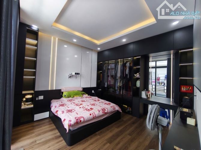 BIỆT THƯ MINI HXH HUỲNH THỊ HAI Q12-58M2-2 TẦNG-FULL NỘI THẤT-GẦN ĐH GTVT-GIÁ 5,2 TỶ - 10