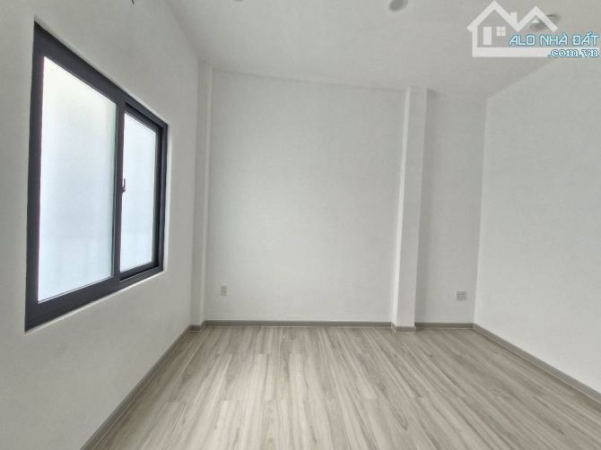 Hxh né -nhà đẹp - 3 tầng - 50m2 (5,7x9m) – Đ. Nguyễn Văn Giáp- Quận 2- chỉ 6,7 tỷ TL - 10