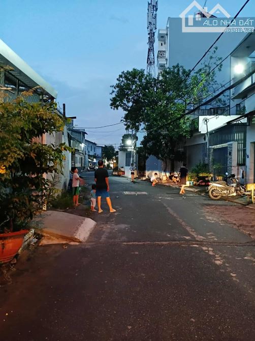 Bán Nhà Trung Mỹ Tây 2A. 112m2,2 Tầng BTCT, ngang 6m, Đường 8m 2 xe Tải tránh thông tứ tun - 10