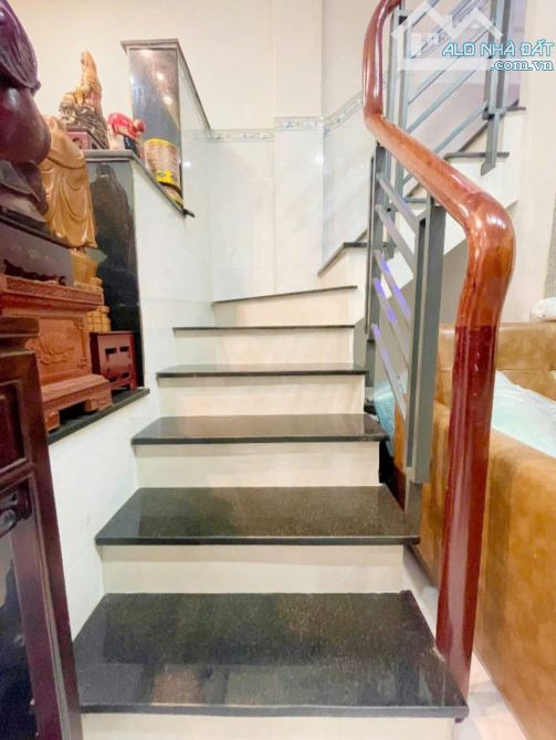 BÁN NHÀ ĐẸP CHÍNH CHỦ Ở 4 TẤM ĐÚC VỊ TRÍ 1/ HÌNH THẬT DT 3,9*14 GẦN CHỢ 200 GIÁ 6TỈ TÍ KDC - 11