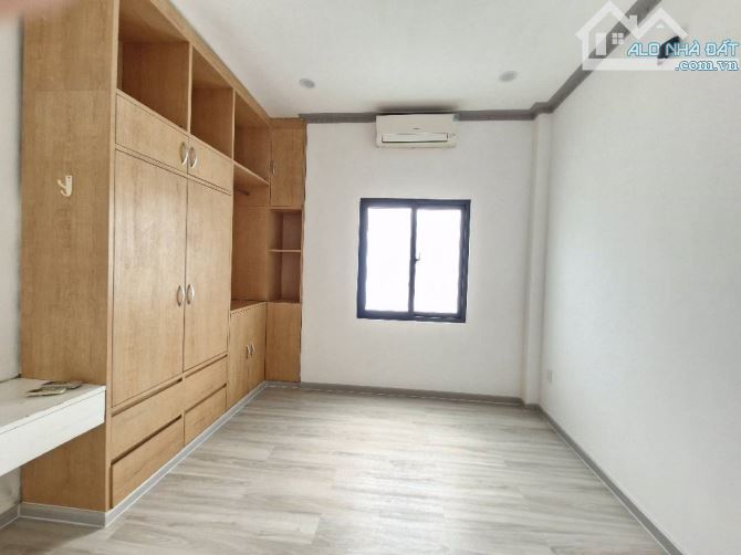 Hxh né -nhà đẹp - 3 tầng - 50m2 (5,7x9m) – Đ. Nguyễn Văn Giáp- Quận 2- chỉ 6,7 tỷ TL - 11