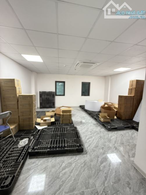39.5 Tỷ/130 M2/9 tầng/6.4 M tiền / phân lô vỉa hè. TÂN TRIỀU . THANH TRÌ - 1