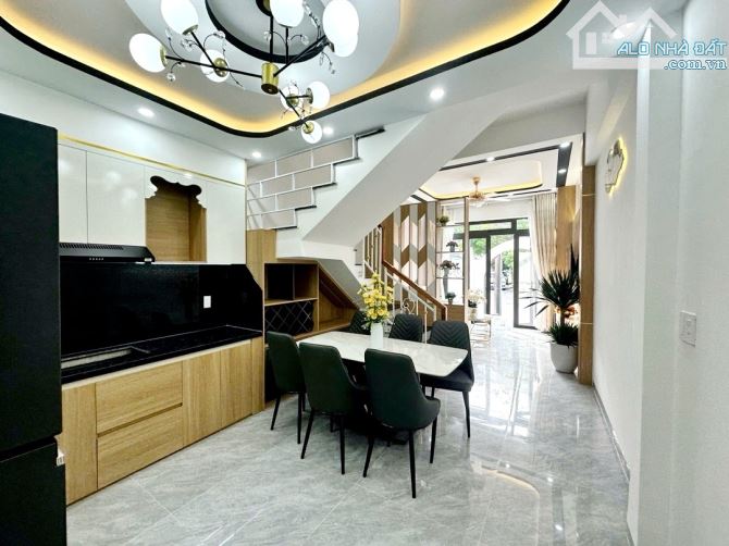 💥💥💥 SIÊU PHẨM 3 tầng mới Keng full nội thất xịn - Nguyễn Chánh - sát biển gần trường - 1