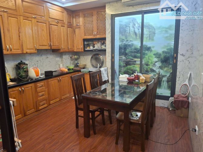 Bán nhà 6 tầng Hàng Bè, 50m², giá 13.9 tỷ cực đẹp - 1