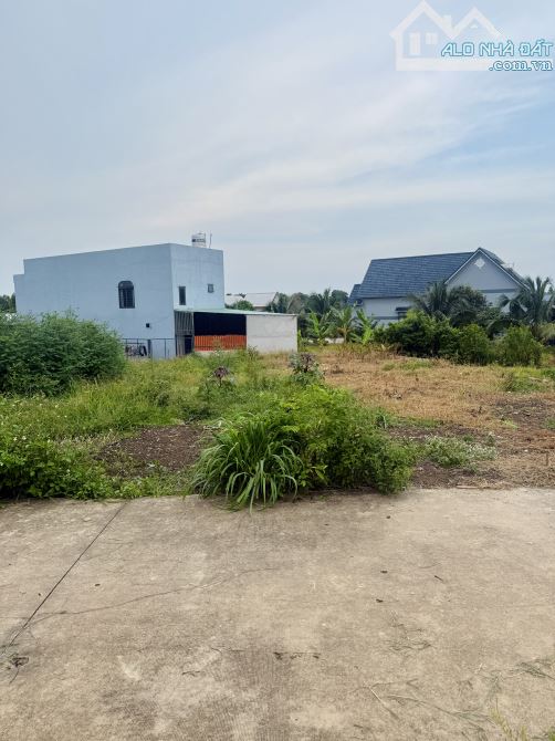 Bán đất Nghĩa Thành, gần Khu Công Nghiệp Sonadezi. Giá 750 - 1