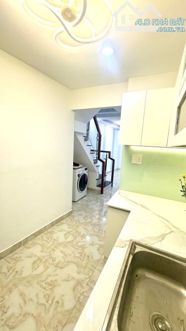 Bán nhà Quận 8 gần cầu Chà Và - (3.4 x 10m) 2 tầng 2 phòng ngủ - giá chỉ 2 tỷ 65 - 1