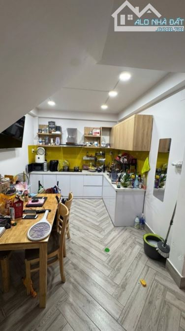QUẬN 3 – NGUYỄN THIỆN THUẬT – 1 TRỆT 3 LẦU – HẺM 4M – 6.75 TỶ - 1