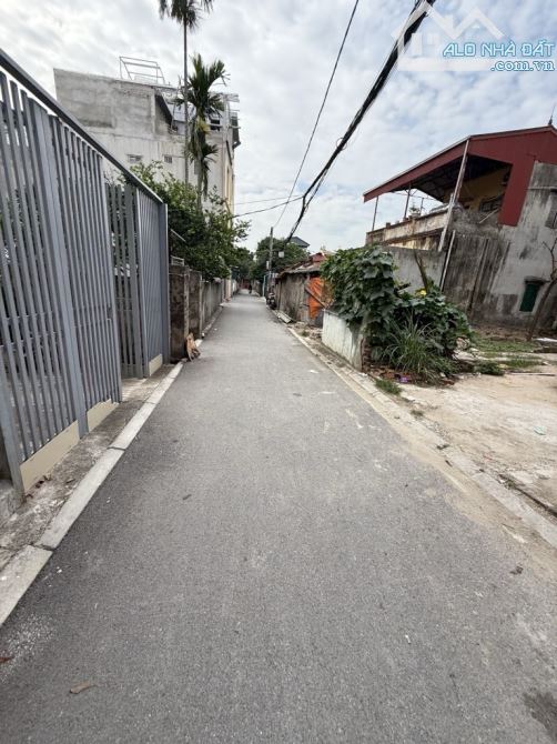 🏡 BÁN NHÀ C4 CỔ BI – GIA LÂM – Ô TÔ 7 CHỖ ĐỖ, ĐƯỜNG THÔNG – VỊ TRÍ ĐẮC ĐỊA – GIÁ DƯỚI 5 T - 1
