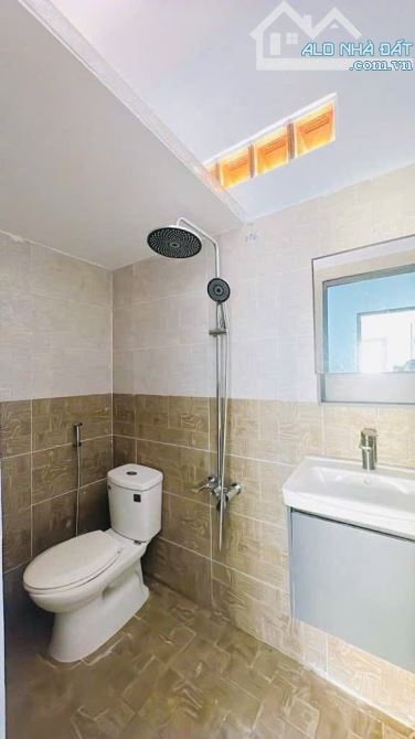 Nhà đẹp 3 tầng, MT đường số, KDBB, nhỉnh 2 tỉ. - 1