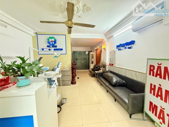 💥LƯU LẠI NGAY: Pháo Đài Láng 48m2, 5T, PL ô tô tránh, KD sầm uất, vỉa hè, MT rộng 4.3m - 1