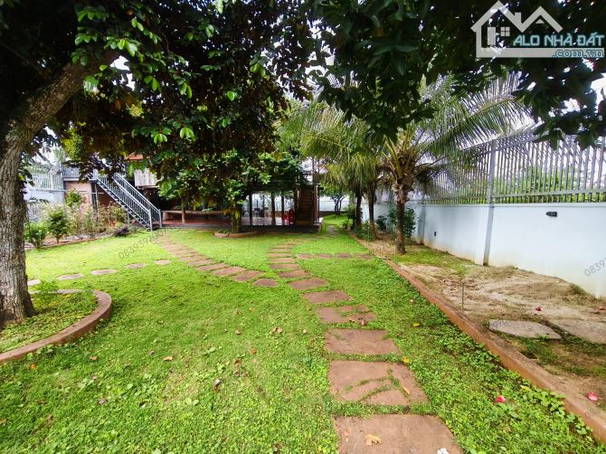 Cho thuê nhà vườn đẹp ở đồi Hoàng Hôn - đường Nguyễn Hữu Thấu nối dài - Tân Lợi - 1