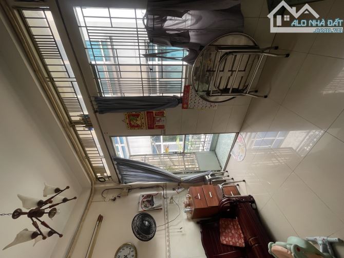 Nhà hẻm 2/ Bùi Thế Mỹ - Đúc 3 Tấm - Ngang lớn 5,3m - 1