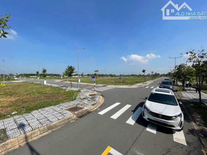 Ra gấp lô đất 90m2 ngay Tiến Lộc Garden giá 2tỷ, gần Chợ Long Thọ, ra SBLT 6p - SỔ SẴN - 1