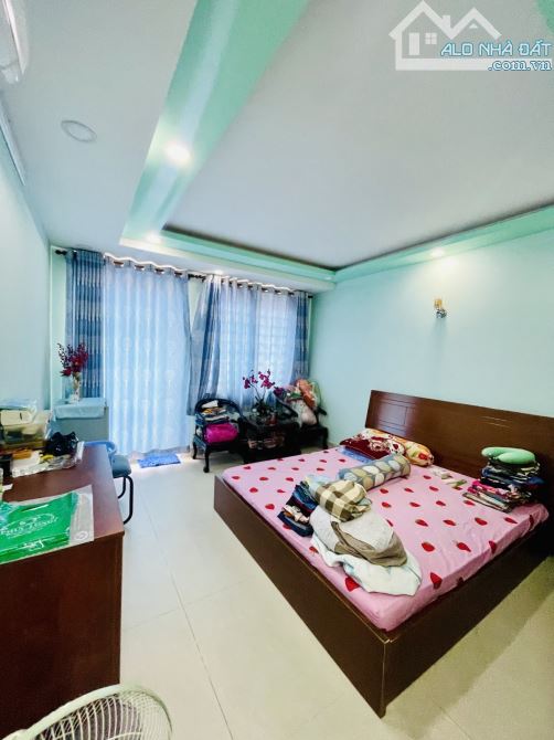 Bán nhà mặt tiền kinh doanh Phú Nhuận - 6 tầng - 60m2 - kinh doanh tốt - 1